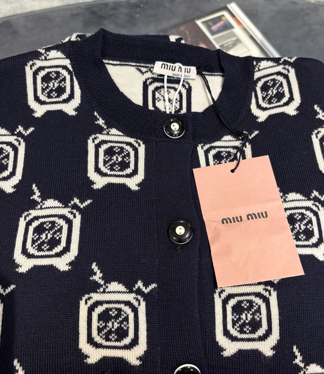 Miu Miu復古電視機圖案針織開衫 Miu Miu retro TV pattern knitted cardigan