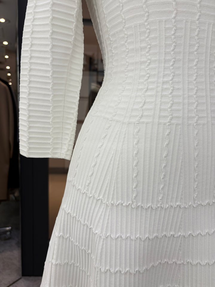 Alaia白色針織連衣裙 Alaia white knit dress