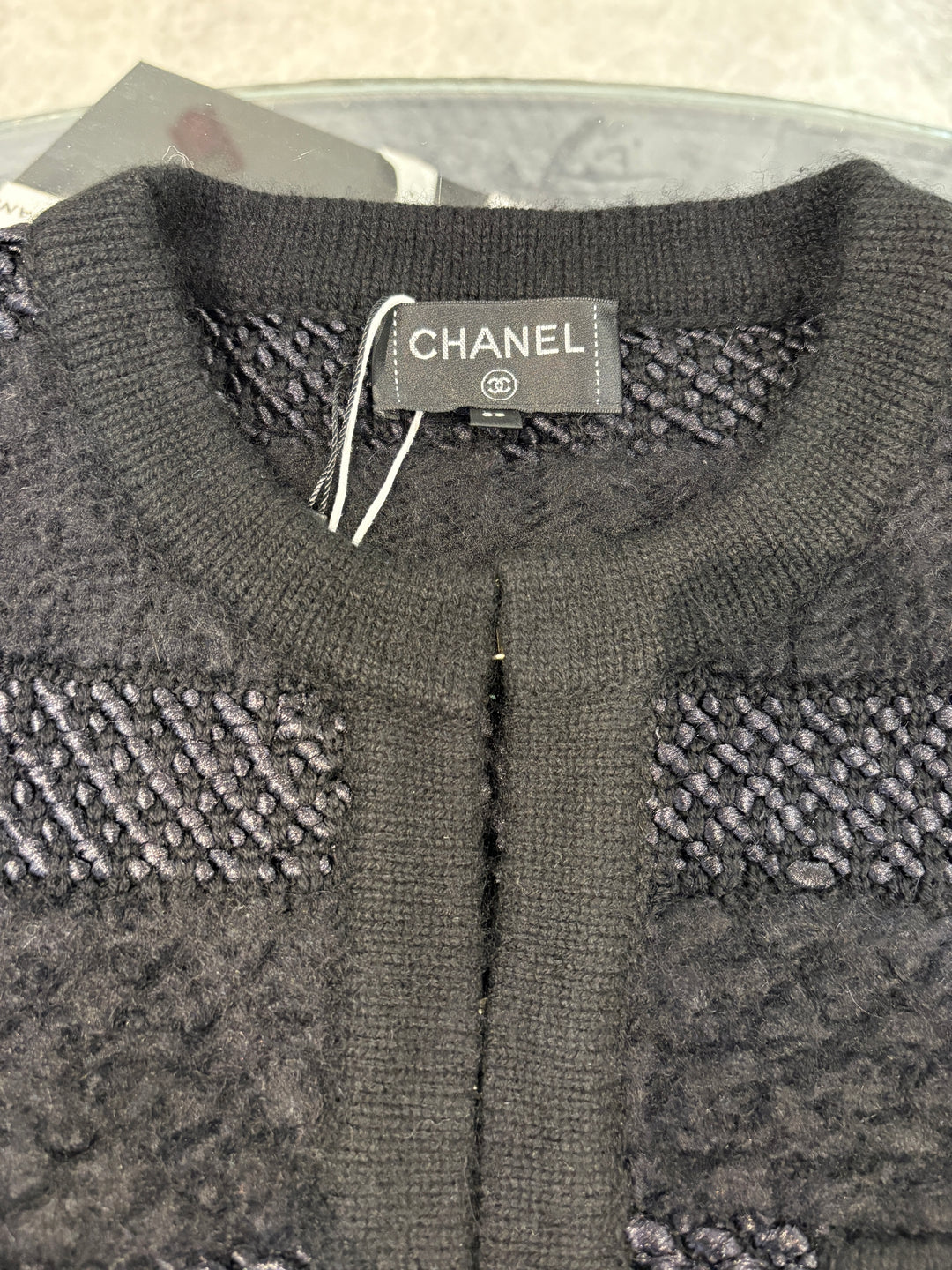 CHANEL 經典黑色編織外套 CHANEL classic black woven jacket