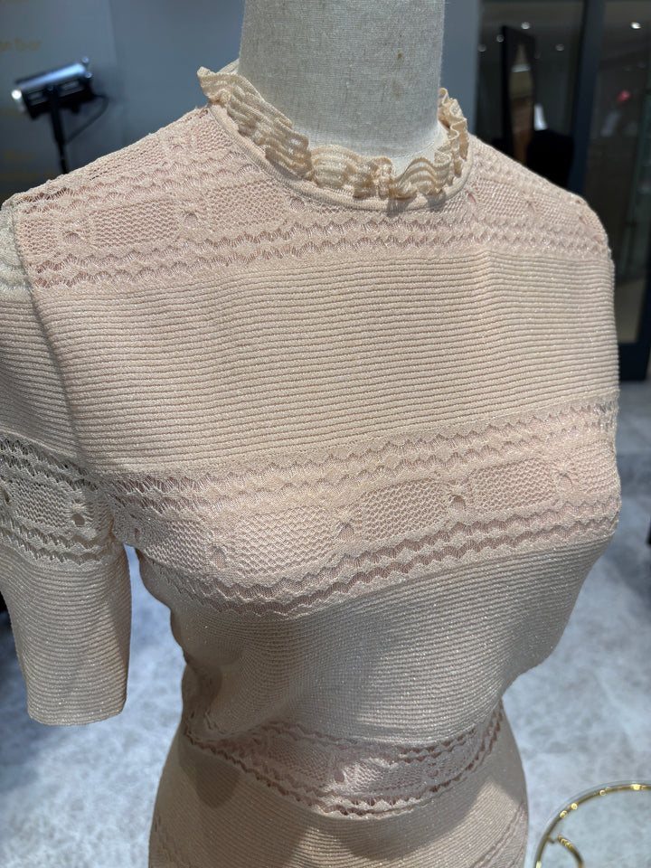 亞歷山大·麥昆  荷葉邊蕾絲拼接金屬絲混紡布料 迷你裙
Alexander McQueen Ruffled Lace-Paneled Metallic Silk-Blend Mini Dress