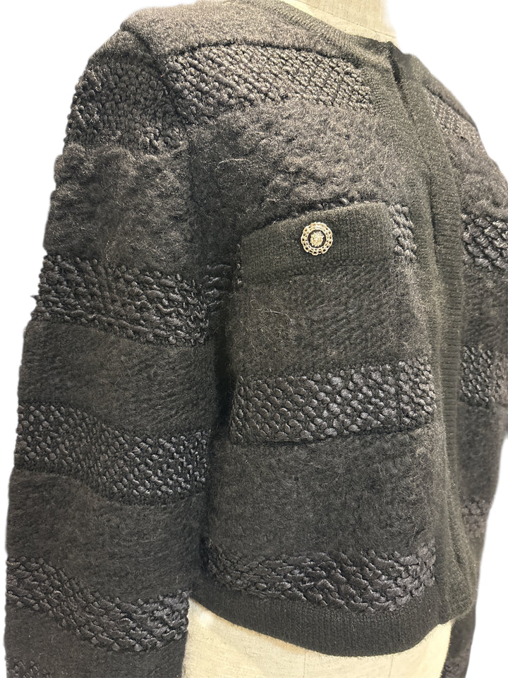 CHANEL 經典黑色編織外套 CHANEL classic black woven jacket