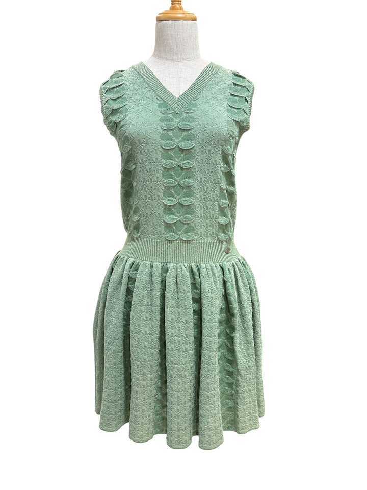 CHANEL薄荷綠花瓣針織連身裙 CHANEL Mint Green Petal Knit Dress