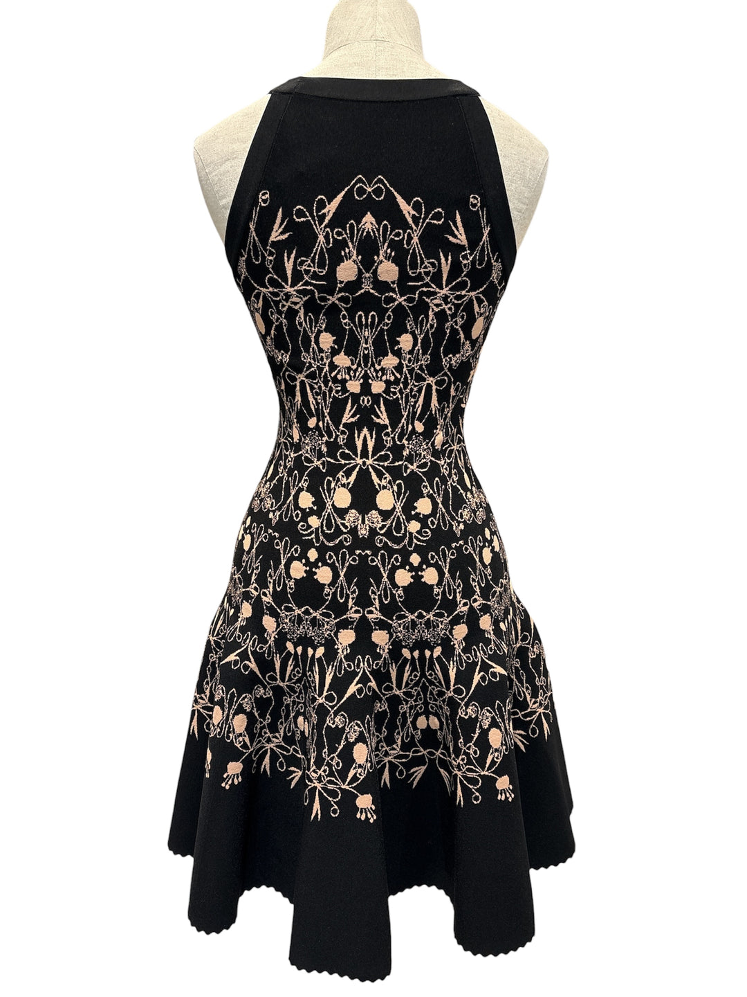 ALAÏA掛頸圖案針織連身裙 ALAÏA halter neck pattern knit dress